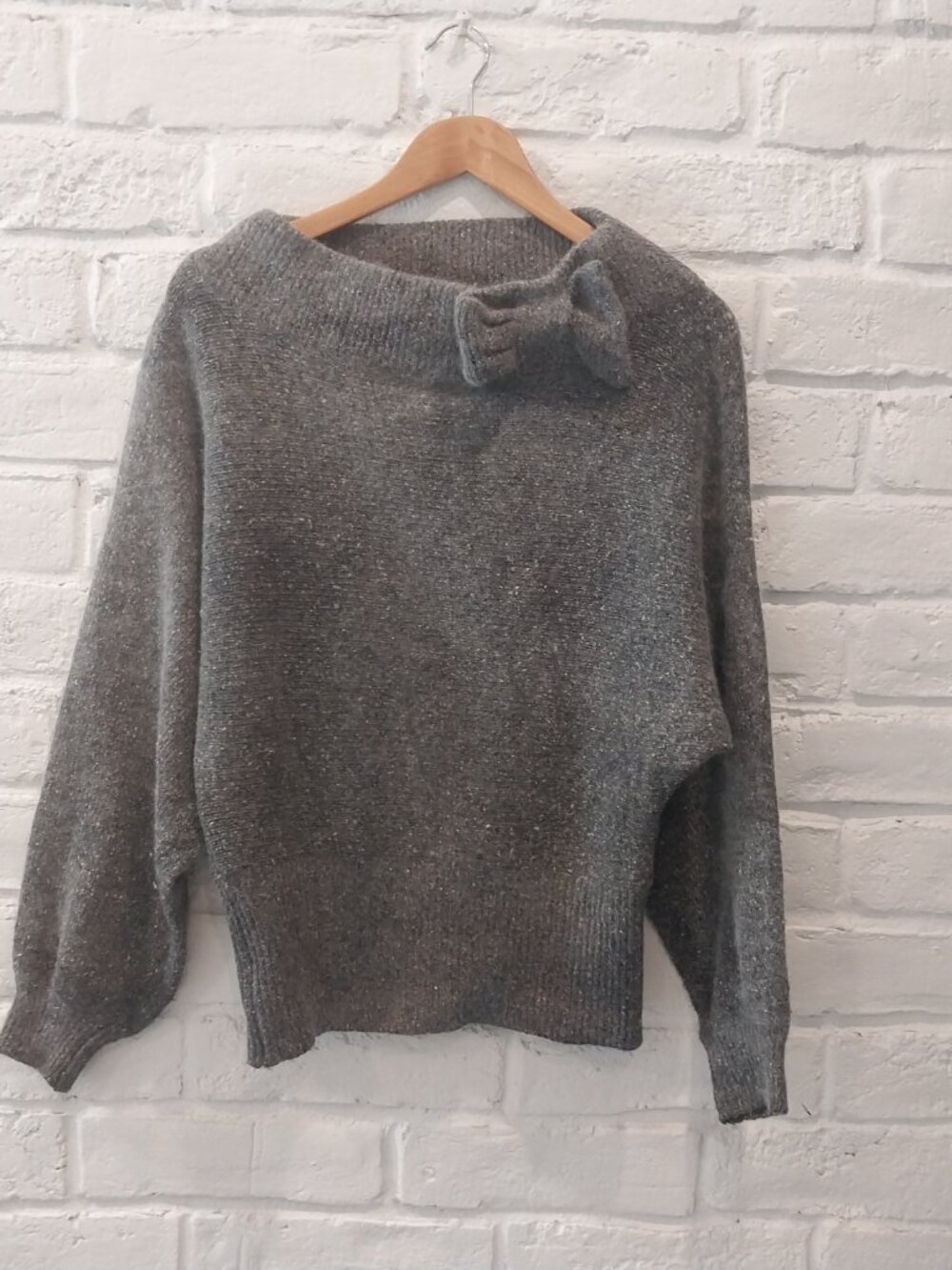 IB Diffusion Vintage Knit Sweater Womens L Gray Silk Angora Lambswool Boat Neck.